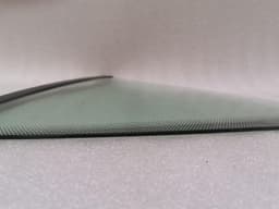 PORSCHE Porsche 911 997 right rear quarter glass 99754311211 door window 1/4 rear right — thumbnail 8
