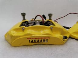 FERRARI FERRARI ROME F169 Brake Caliper 829677 REAR YELLOW SET — thumbnail 3