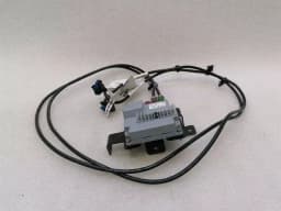 FERRARI Ferrari Roma F169 Electronic Module 875005 USB Splitter - Apple Car Play Version — thumbnail 1