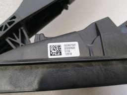FERRARI Ferrari Portofino F164 accelerator pedal (electrical) 807331 set rhd accelerator pedal — thumbnail 4