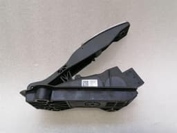 FERRARI Ferrari Portofino F164 accelerator pedal (electrical) 807331 set rhd accelerator pedal — thumbnail 3