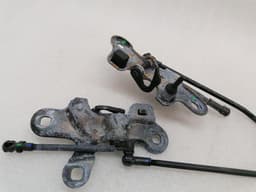 FERRARI FERRARI PORTOFINO F164 762702 FRONT ROOF LOCK ROOF LOCK — thumbnail 3