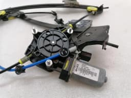 FERRARI Ferrari Portofino F164 Right Front Door Winder 88304400 Window Regulator Front Right — thumbnail 2