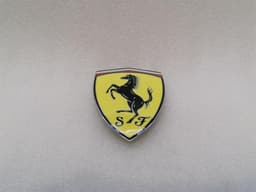 FERRARI FERRARI PORTOFINO F164 88954300 SQUADRA CORSE SHIELD BADGE — thumbnail 1