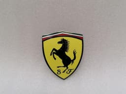 FERRARI FERRARI PORTOFINO F164 88954300 SQUADRA CORSE SHIELD BADGE — thumbnail 4