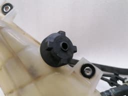 FERRARI Ferrari Portofino F164 expansion tank 330560 expansion tank coolant — thumbnail 2