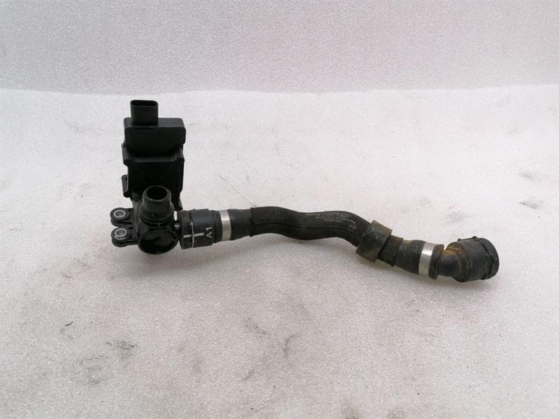 MERCEDES-BENZ Mercedes E Class W213 Cooling Pump Valve A0005061300 Cooling Water Change