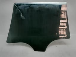 MERCEDES-BENZ Mercedes E Class W213 right rear door glass A2137359600 door window rear right — thumbnail 3