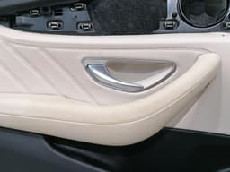 MERCEDES-BENZ Mercedes E63 AMG W213 Door Card Left A2137207109 RIGHT HANDLE BEIGE LEATHER — thumbnail 2