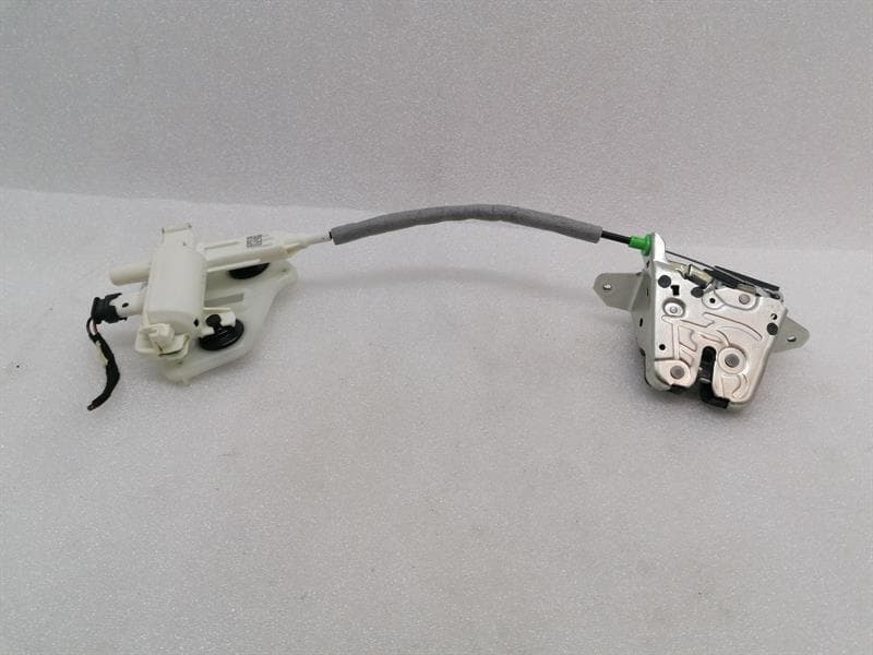 Mercedes E Class W213 Boot Lock A0999068600 Tailgate Lock