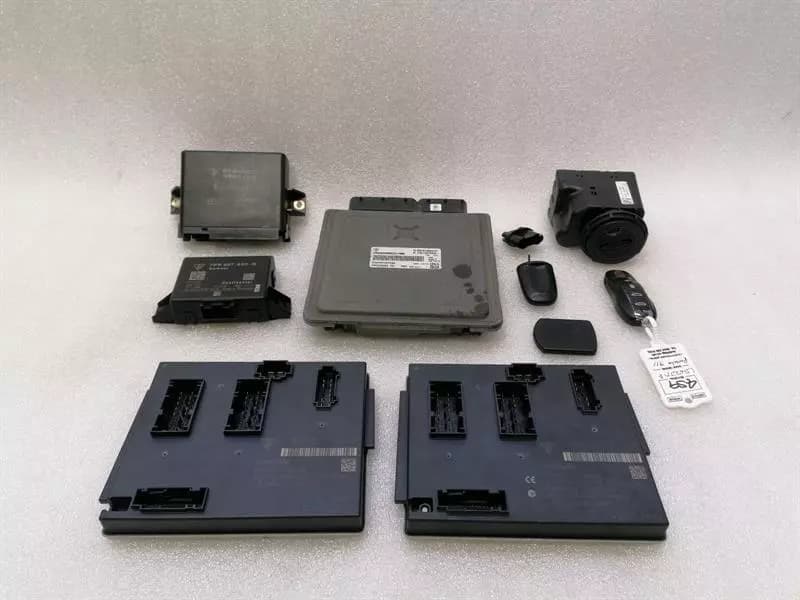 PORSCHE Porsche 911 991 Engine ECU Set 99161880203 Engine Control Unit Set MK1 3.8 VTS