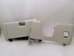 PORSCHE Porsche 911 991 glovebox set pebble green 99155220309 RHD RIGHT-HAND DRIVE — thumbnail 1