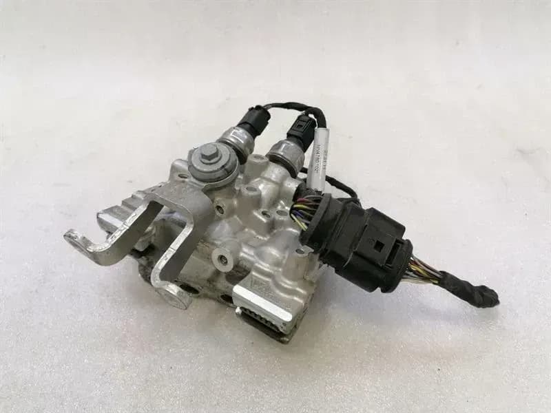 Porsche 911 991 front hydraulic valve 99135907504 hydraulic valve front PDCC
