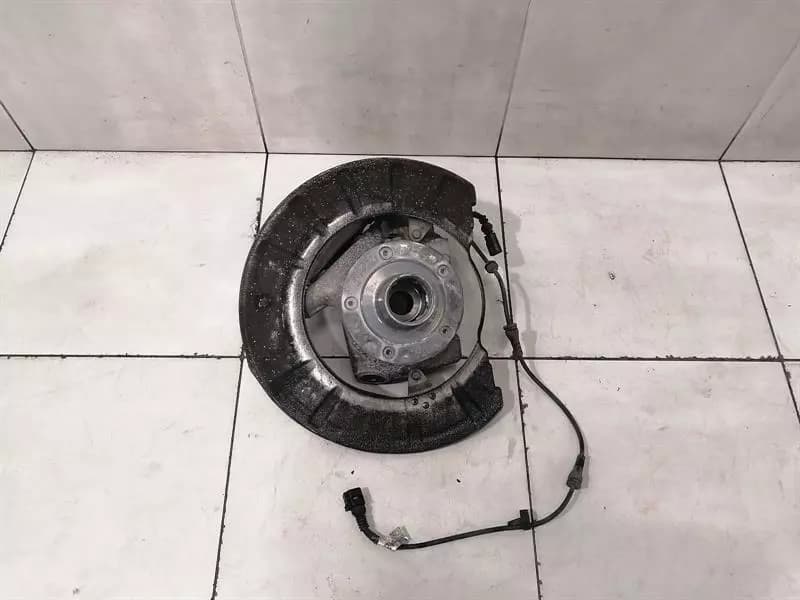 Porsche 911 991 TURBO Left Front Hub 99134165724 Wheel Bearing Housing Front Li PCCB