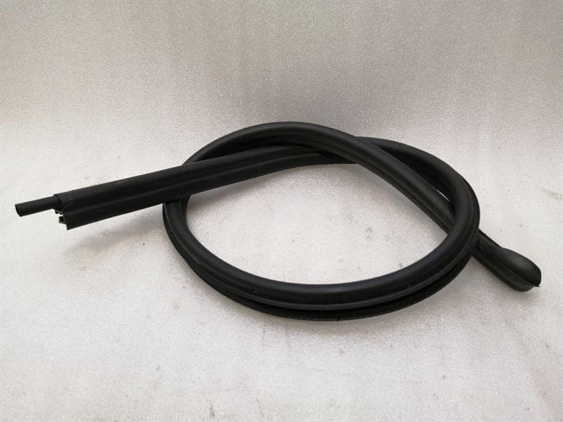 Porsche 911 991 right door seal 99153707605 door seals right