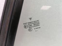 PORSCHE Porsche 911 997 left rear 1/4 glass 99754311111 door window 1/4 rear LH — thumbnail 3