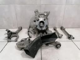 PORSCHE Porsche 911 991 Left Rear Hub 99133161112 Wheel Bearing Housing Rear L Turbo Set — thumbnail 1