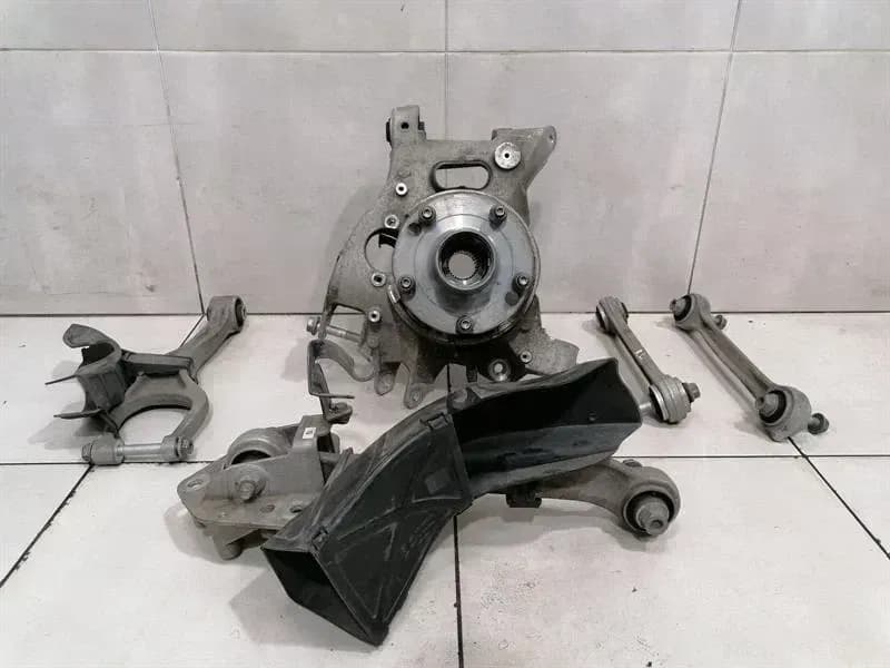 Porsche 911 991 Left Rear Hub 99133161112 Wheel Bearing Housing Rear L Turbo Set