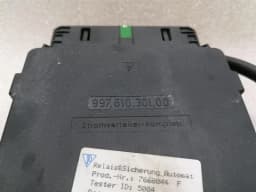 PORSCHE Porsche 911 997 Fuse Box 99761030100 Fuse Box — thumbnail 10