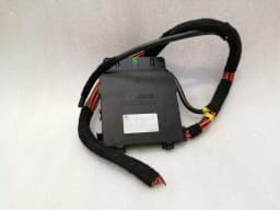 PORSCHE Porsche 911 997 Fuse Box 99761030100 Fuse Box — thumbnail 1