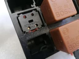 PORSCHE Porsche 911 997 Fuse Box 99761011000 Fuse Box — thumbnail 8