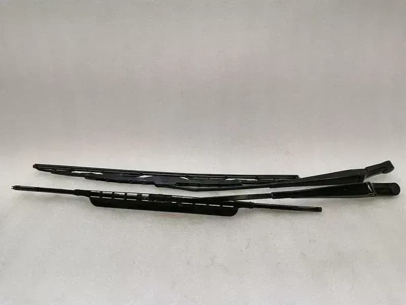Porsche 911 997 RHD Wiper Arm 99762803000 Windshield Wiper RHD