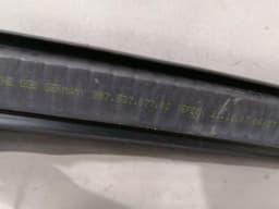 PORSCHE Porsche 911 997 windscreen surround seal 99753707702 seal windshield convertible — thumbnail 3