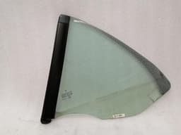 PORSCHE Porsche 911 997 right rear quarter glass 99754311211 door window 1/4 rear right — thumbnail 5
