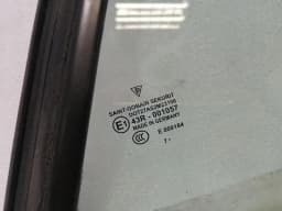 PORSCHE Porsche 911 997 left rear quarter glass 99754311111 door window 1/4 rear left — thumbnail 6
