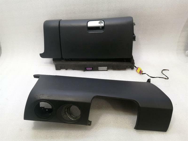 Porsche 911 997 leather glovebox + knee cover RHD 99755244302 right-hand drive