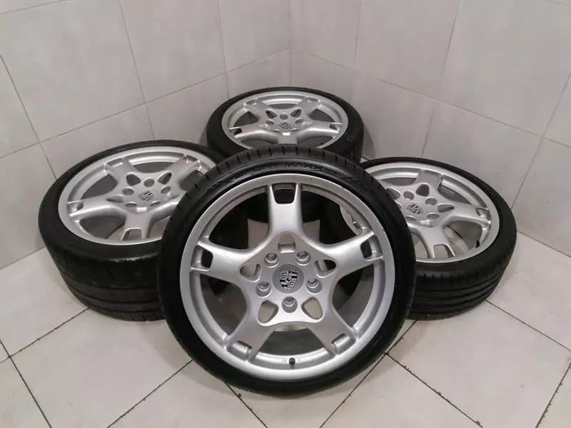 Porsche 911 997 C2 Alloy Wheel Set 99736215600 Alloy Wheel 19 Carrera S BBS 8J 11J