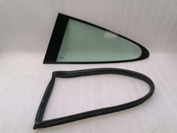 PORSCHE Porsche 911 997 left rear quarter glass 99754311100 door window 1/4 rear left — thumbnail 7