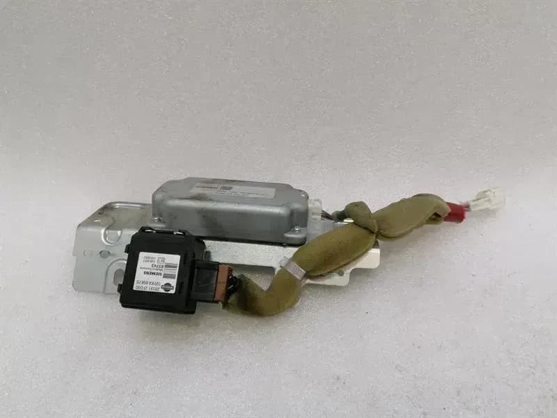 Nissan GT-R R35 Status Recorder Module 284F5JF00A Controller