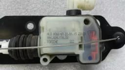 PORSCHE Porsche 911 991 Bonnet Lock 99151105300 Hood Lock — thumbnail 7