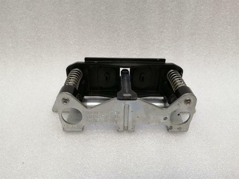 Porsche Cayman 981 GT4 boot lock 98151205101 tailgate lock