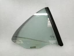 PORSCHE Porsche 911 997 right rear quarter glass 99754311211 door window 1/4 rear right — thumbnail 1