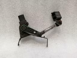 PORSCHE Porsche 911 991 rear left levl sensor 99163138100 level sensor rear left — thumbnail 1