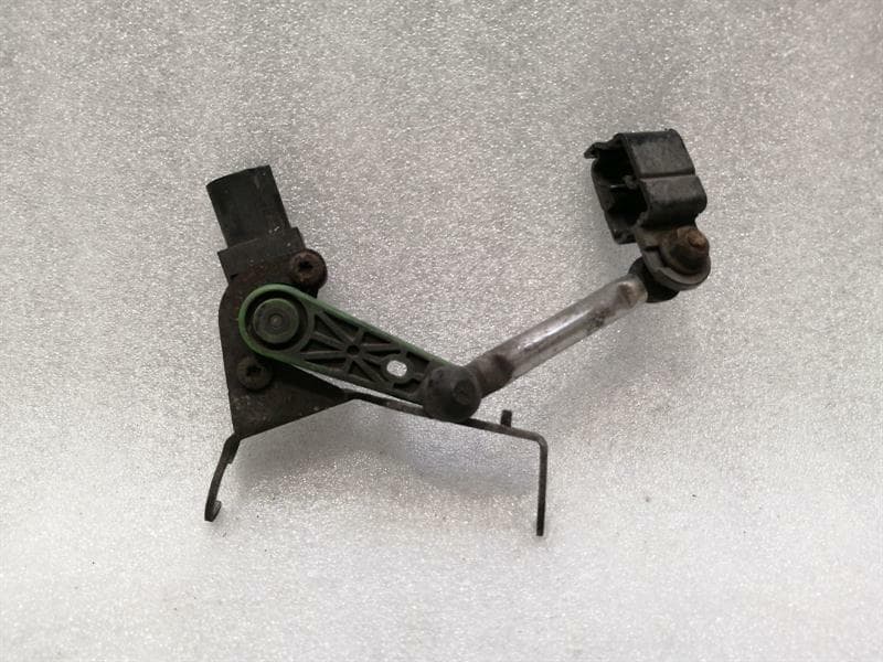 Porsche 911 991 rear left levl sensor 99163138100 level sensor rear left