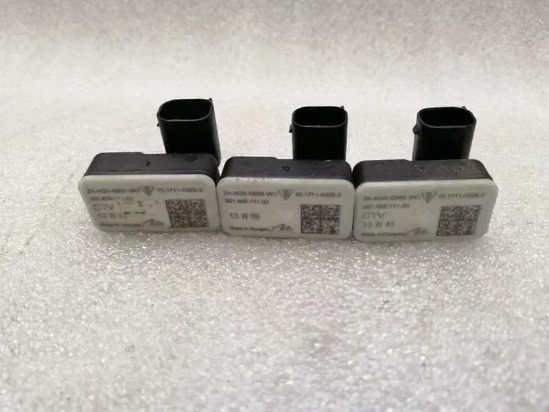 Porsche 911 991 crash sensor set 99160611100 impact sensor SRS set