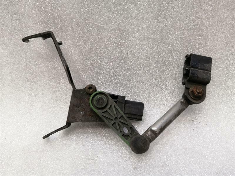 PORSCHE Porsche 911 991 RRH Leveling Sensor 99133302100 Leveling Rear Right