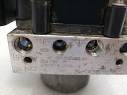 PORSCHE Porsche 911 991 MK1 GT3 A.B.S Pump 99135575582 ABS Pump HYDRAULIC BLOCK 3.8 — thumbnail 5
