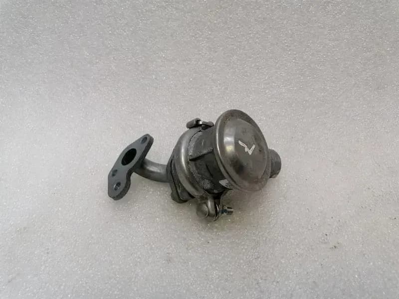 MCLAREN McLaren 600LT Spider Valve left cyl head valve 429823970 EGR