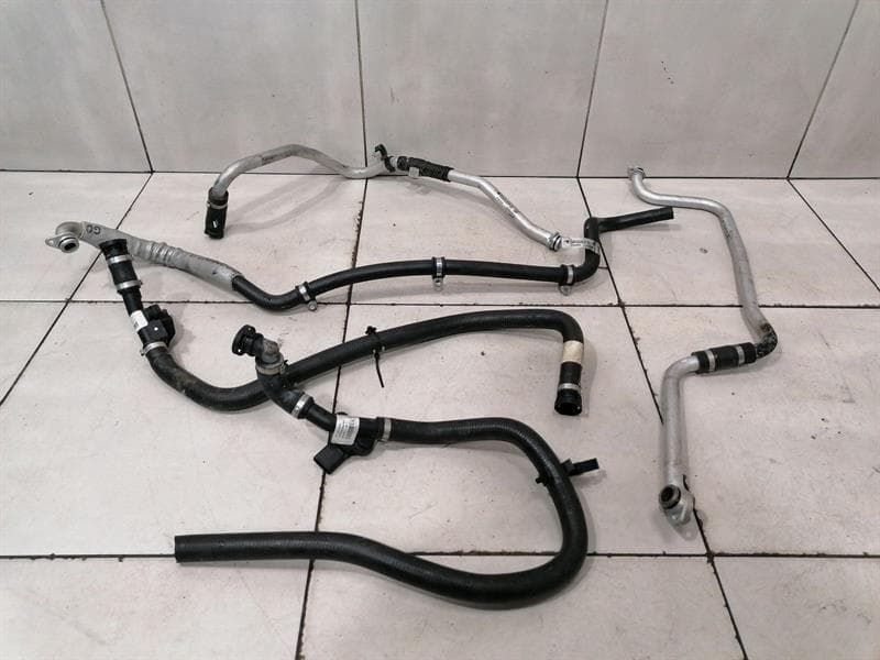 MCLAREN McLaren 600LT Spider Cooling Pipe 13G0052CP Cooling Water Hose Hose