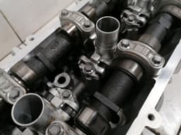 MCLAREN McLaren 600LT SPIDER CYLINDER HEAD RIGHT 11F2636RP CYLINDER HEAD RIGHT — thumbnail 5