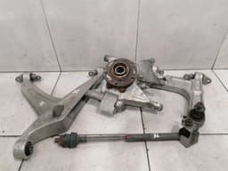 MCLAREN McLaren 570S Spider Left Rear Hub 13BA034CP Wheel Bearing Housing Rear Left — thumbnail 1