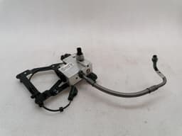 MCLAREN McLaren 570S SPIDER HYDRAULIC PUMP 13B0737CP HYDRAULIC PUMP FRONT AXLE LIFT — thumbnail 2