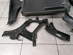 MCLAREN McLaren 570S Spider Radiator Pack 11L0359CP Radiator Pack LEFT LEFT FENDER SET — thumbnail 5