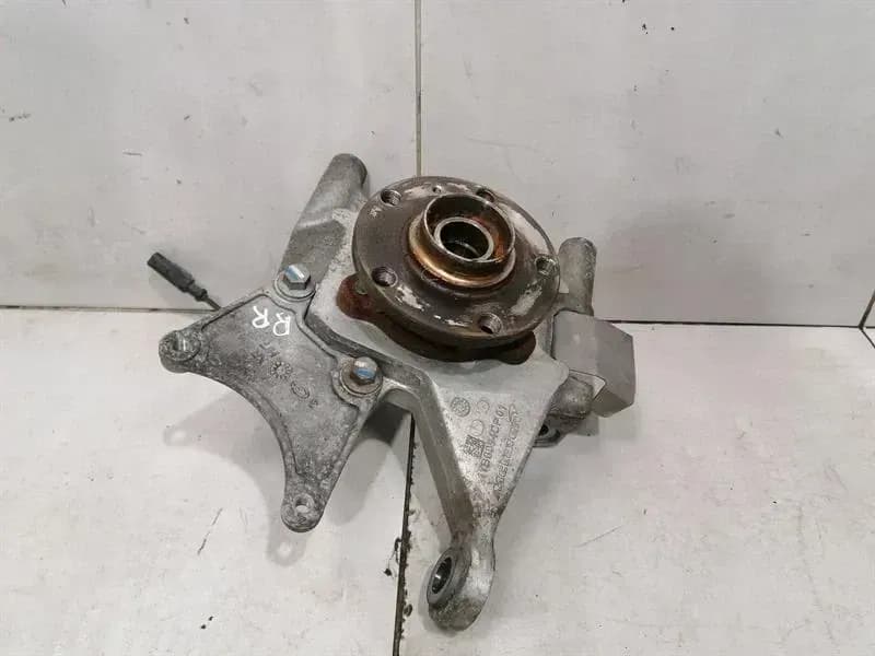 McLaren 570S Spider Right Rear Hub 11BA0094CP Wheel Bearing Housing Rear Right