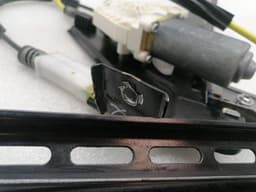 MCLAREN McLaren 570S Spider Right Front Door Winder 13A2047CP Window Regulator Front Right — thumbnail 3
