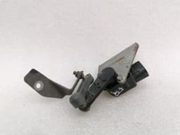 MCLAREN McLaren 570S Spider Sensor 13B0681CP FRONT RIGHT LEVEL FRONT RIGHT LEVEL — thumbnail 3